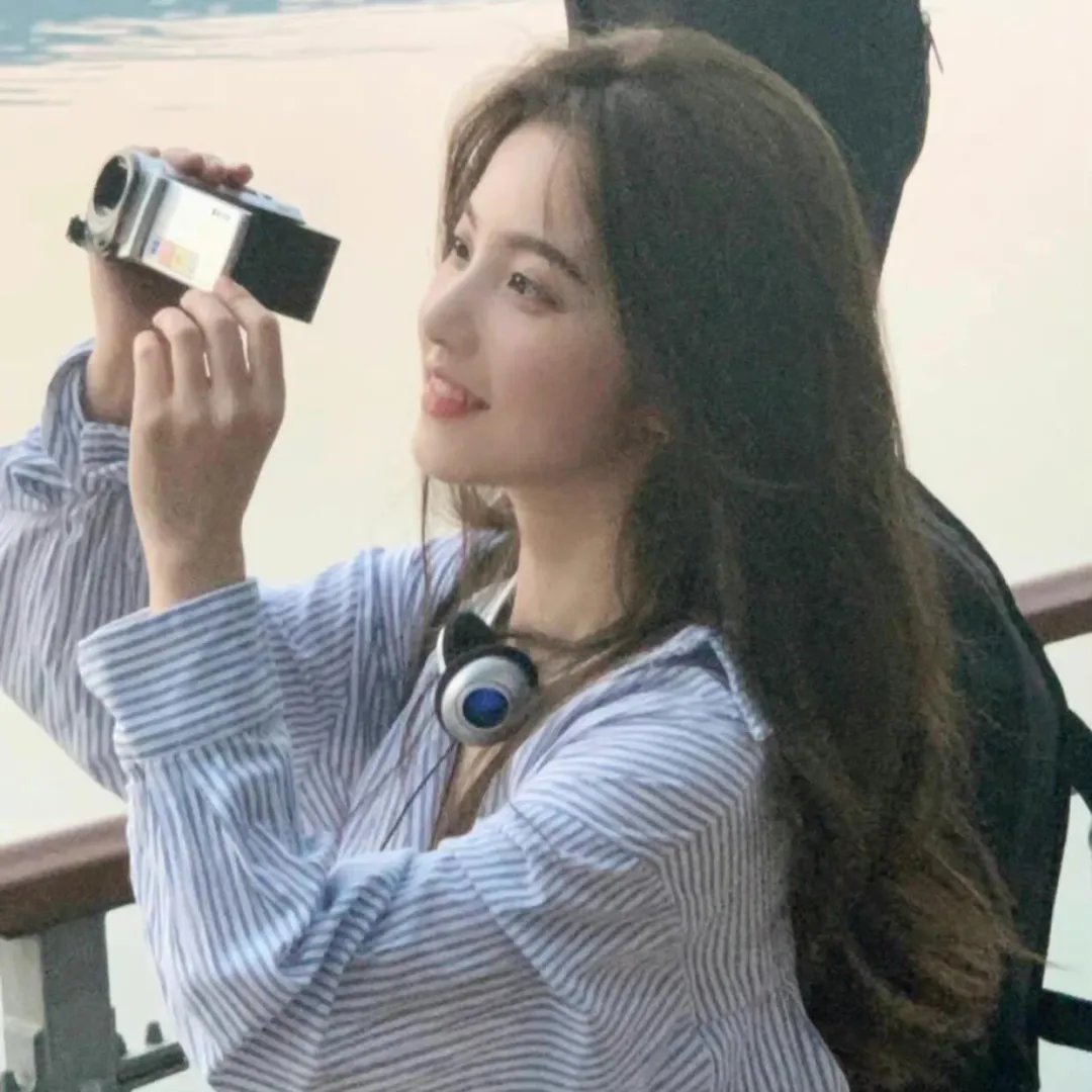 陪她一会儿
